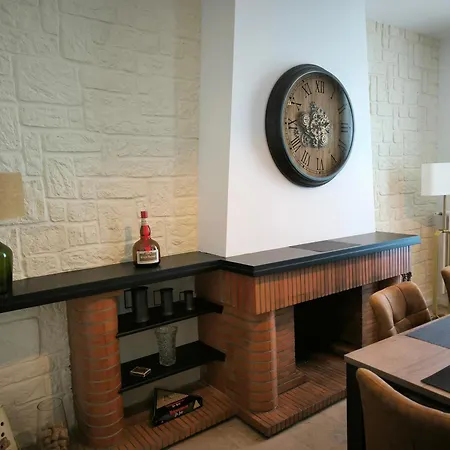 Champagne Moutardier Bed & Breakfast